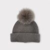 BONNET AVEC POMPOM YVES SALOMON