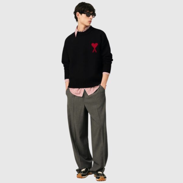 Pull noir en laine Ami de Coeur AMI